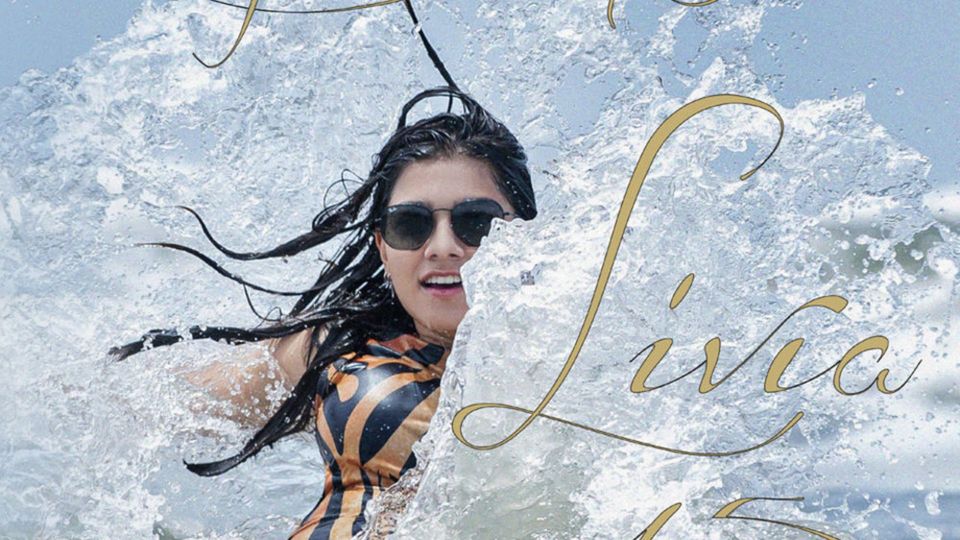 Book 15 Anos Lívia - Riviera de São Lourenço SP