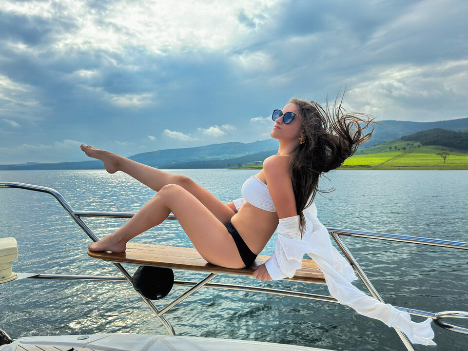 Book 15 anos - Samanta - Capitólio MG